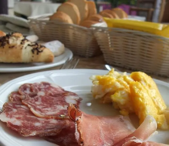 Bed & Breakfast Torre Degli Ulivi Tignale