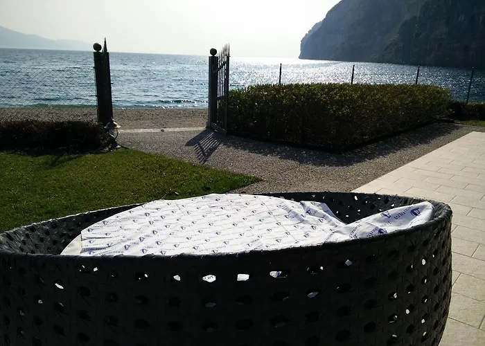 Torre Degli Ulivi Bed & Breakfast Tignale