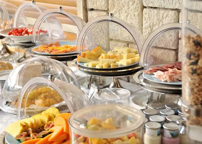 Torre Degli Ulivi Bed & Breakfast 4*