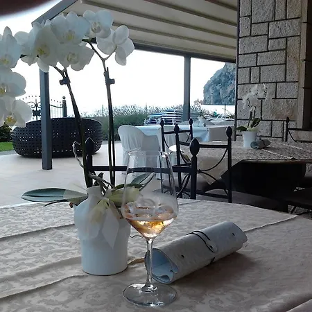 Bed & Breakfast Torre Degli Ulivi 4*