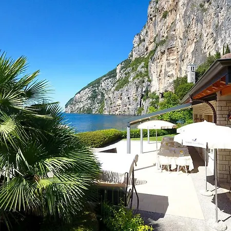 Panzió Torre Degli Ulivi Tignale