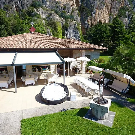 Torre Degli Ulivi 4* Tignale