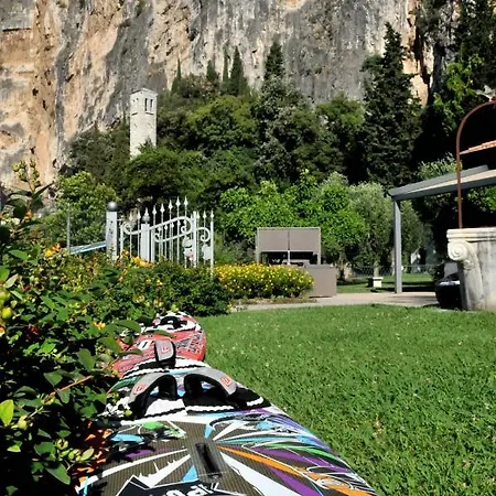 Torre Degli Ulivi Bed & Breakfast Tignale