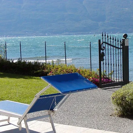 Oda ve Kahvaltı Torre Degli Ulivi Tignale